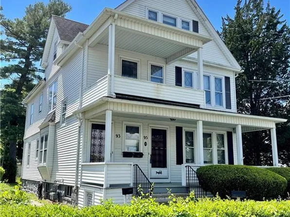 93 Chapel St, East Hartford, CT 06108