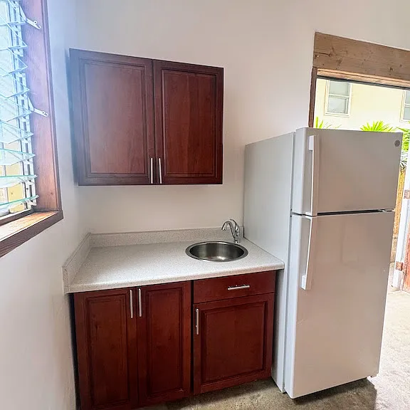 1774J Palolo Ave — Photo 6