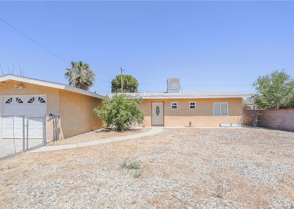 38939 Ocotillo Dr