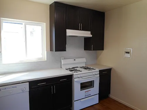 1523 Plaza Del Amo Photo 1