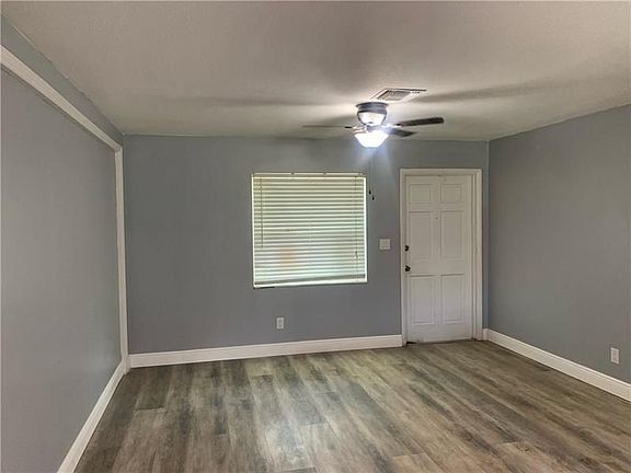 2nd image of 4655 Vilma Ln