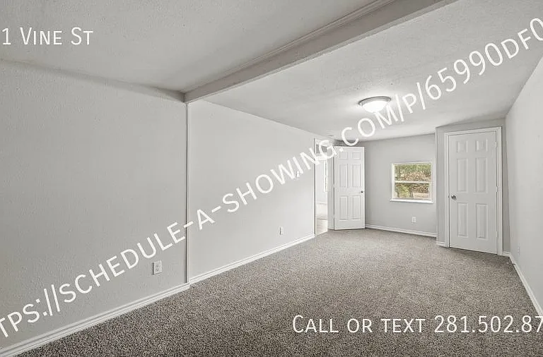 741 Vine St — Photo 4