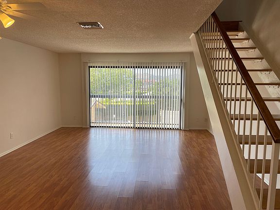 3rd image of 463 W Wilson Ave APT 5