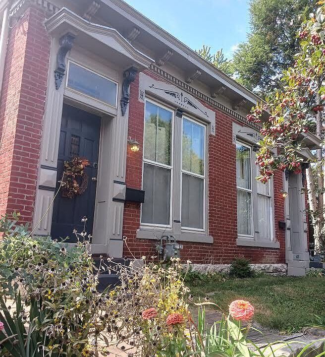 1st image of 610 E Saint Catherine St