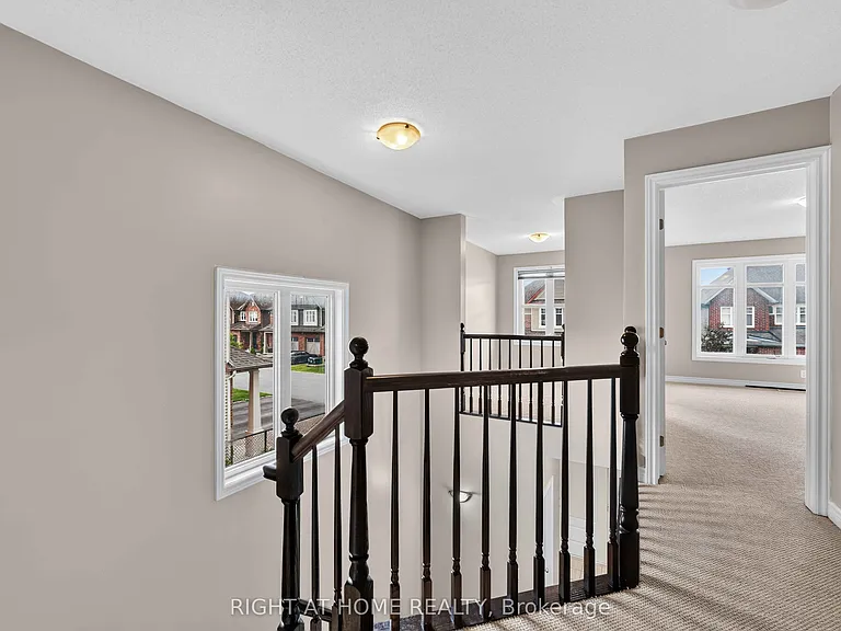 628 Moorpark Ave — Photo 32