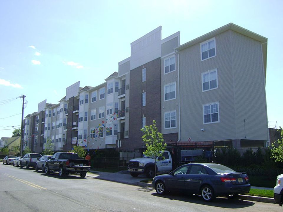 1st image of 1028-1102 Madison Ave #007e2b274