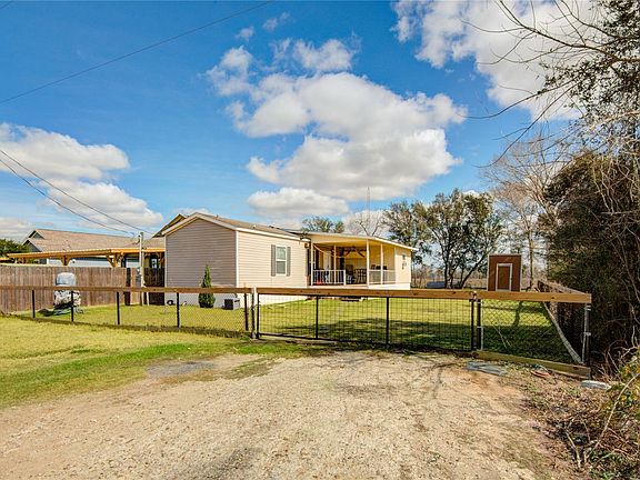 3rd image of 12903 Green Valley Dr