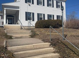 9 High St, Somersworth, NH 03878