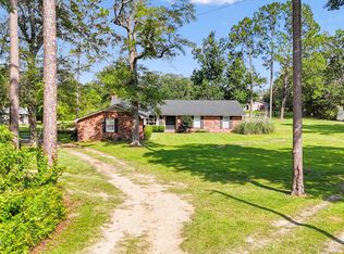 212 Lynwood Rd, Jesup, GA 31545