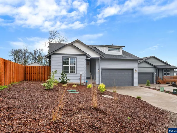 5324 Faith Ave NE, Salem, OR 97305