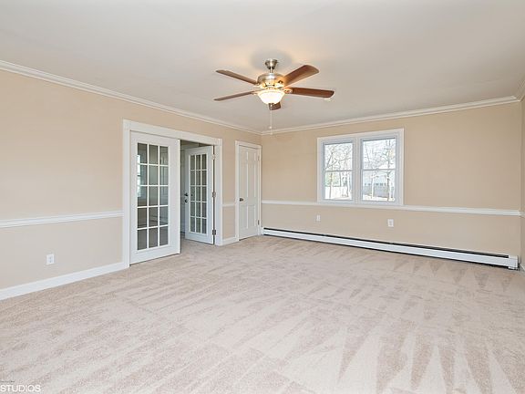 5th image of 486 Driscol Dr