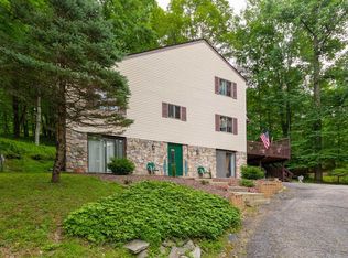 22 Laura Ln, Hopewell Junction, NY