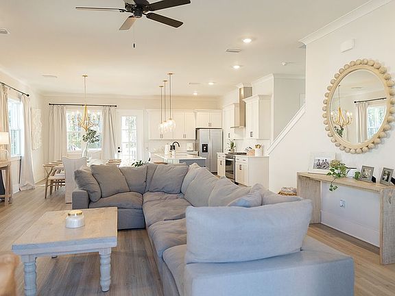 3rd image of 18 McKenna Way