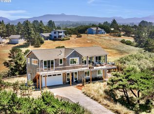 90043 Ocean Dr, Warrenton, OR 97146