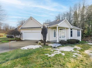 3633 Old Savannah Dr, Kalamazoo, MI 49009