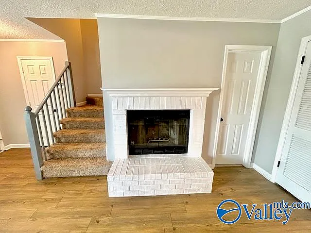 119 Crescent Cir #119 — Photo 8