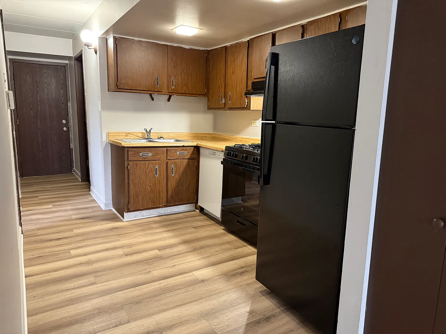 13951 Dori Ln — Photo 3