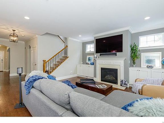 2nd image of 8838 Harrison Ave