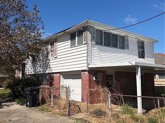 2nd image of 4301 Annette St