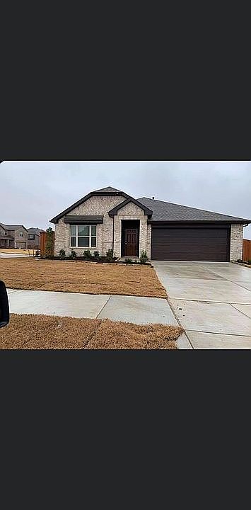 1st image of 3814 Elkhorn Ln