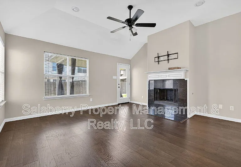4353 Mountain Crest Dr — Photo 14
