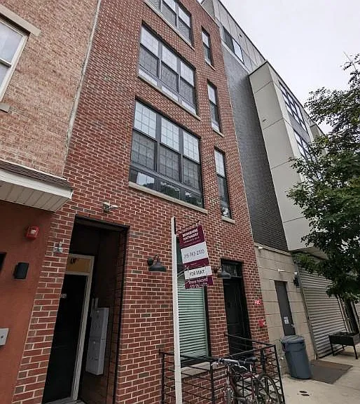 1524 Ridge Ave #2 — Photo 2