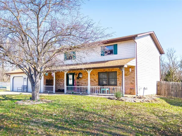 952 Wagon Trail Ct, Troy, IL 62294