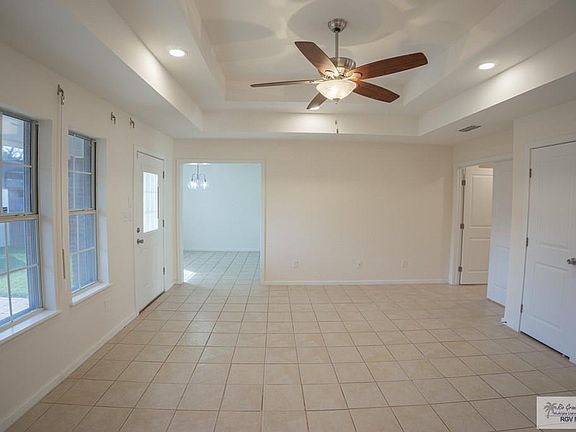 3rd image of 1621 Dalton St