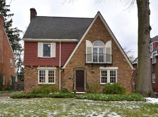 3655 Rawnsdale Rd, Shaker Heights, OH 44122