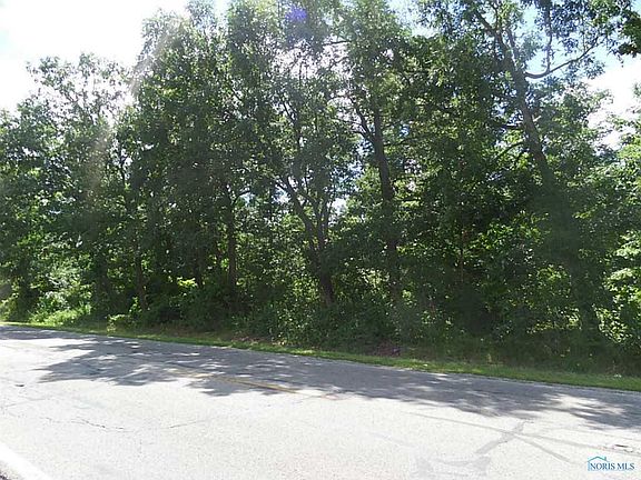 3rd image of 523 North Crissey