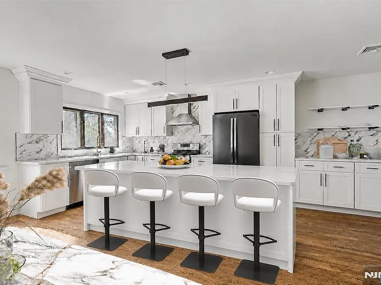 32 Brantwood Pl — Photo 10