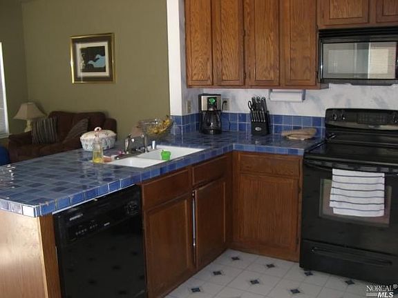 5th image of 908 Owl Cir