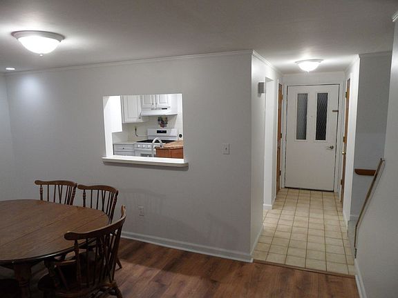 5th image of 921 Onondaga St