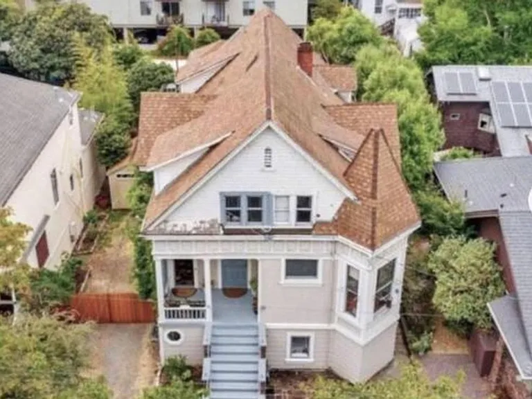 2228 McKinley Ave — Photo 13