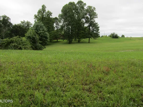 3 & 4 Gunnels Rd, Byrdstown, TN 38549