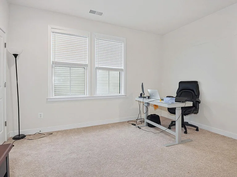 25495 Woodbine Farm Dr — Photo 15