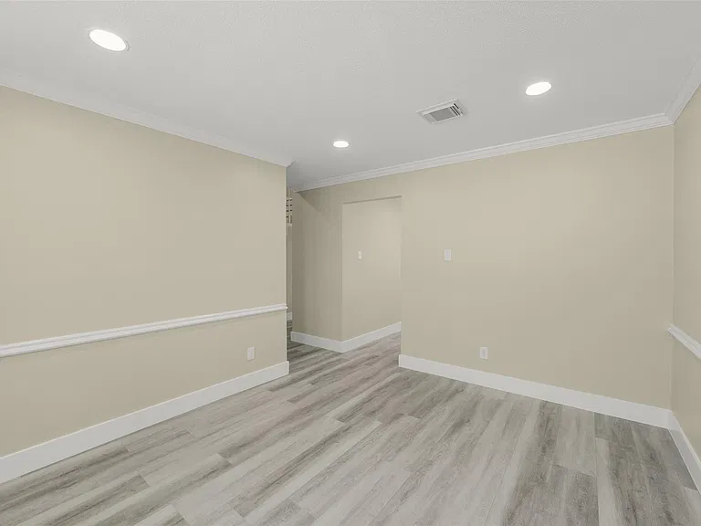 4138 Club Valley Dr — Photo 31