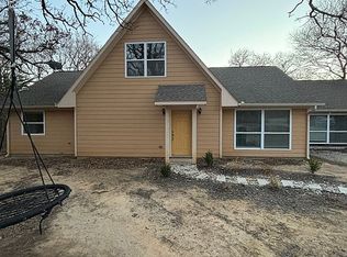 90 County Road 2256, Valley View, TX 76272