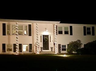 8 William Allen Dr, Paxton, MA 01612