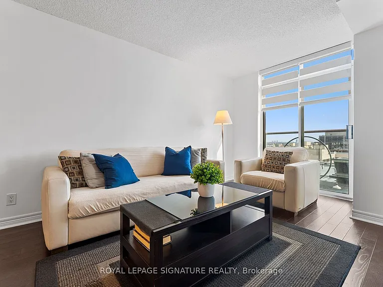 212 Eglinton Ave E #1411 — Photo 8