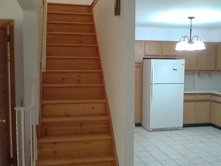119 Walton Ave — Photo 10