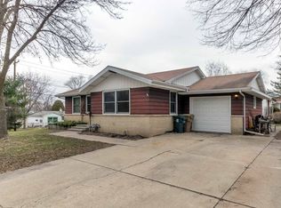 4601 Mandrake Rd, Madison, WI 53704