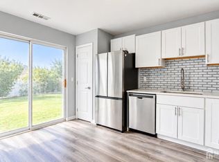 10 Starlight Ct, New Brunswick, NJ 08901