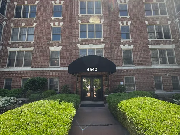 4540 Lindell Blvd, Saint Louis, MO