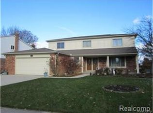 6976 Chadwick Dr, Canton, MI 48187