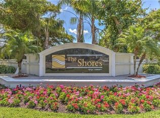 7775 Berkshire Pines Dr, Naples, FL 34104
