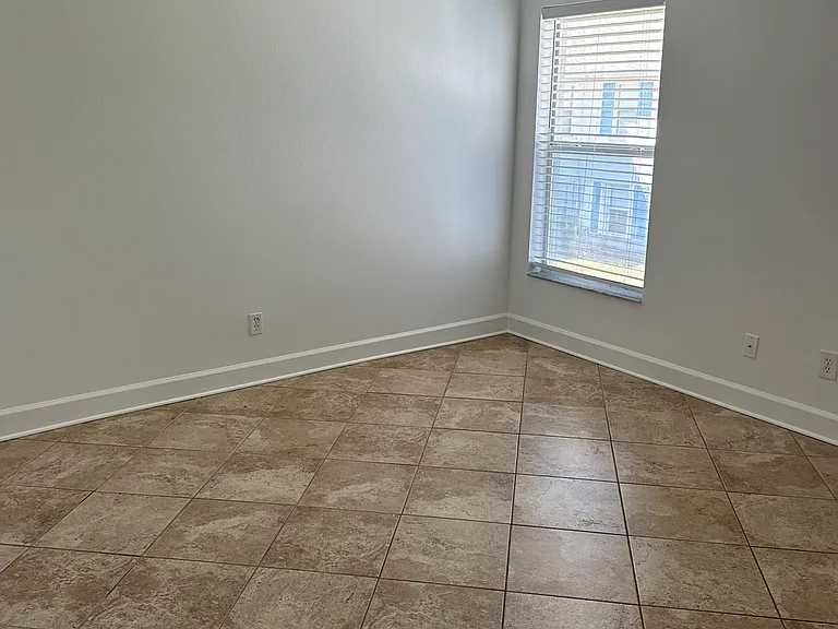 180 Portside Ave #201 — Photo 10