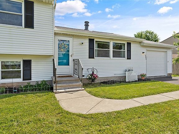 2nd image of 8092 Pickett Ln
