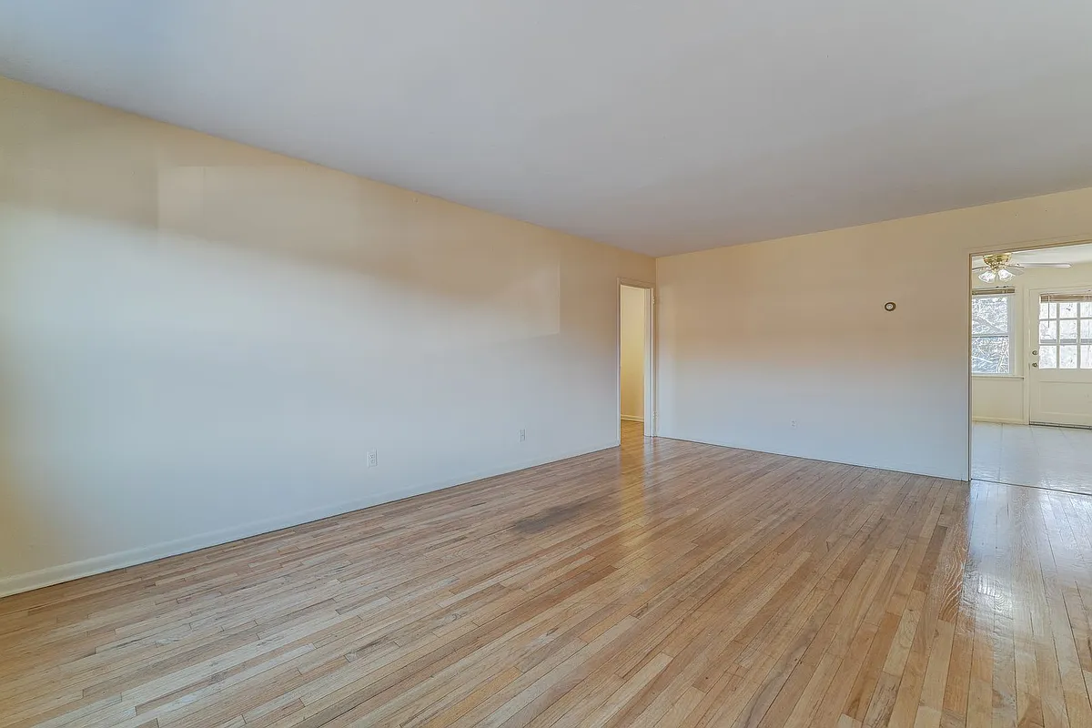 Building Photo - 311 Blake St