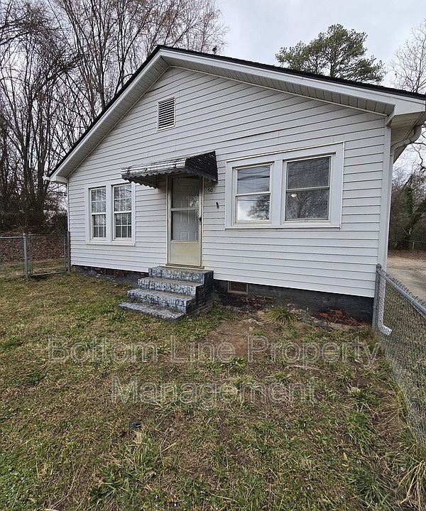 1st image of 504 Bethpage Rd